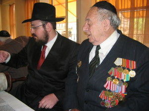 Finishing a Sefer Torah in Odessa