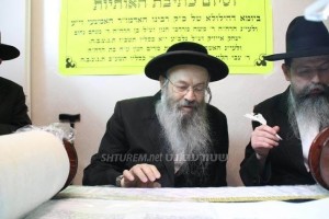 In the Baal HaTanya shul in Meah Shearim with Rabbi Tuvia Bloi