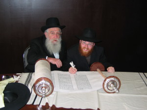 Finishing a Sefer Torah in Los Angeles