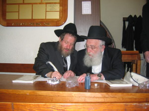 Siyum Sefer Torah in Mexico with Rabbi Markowitz