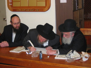 Siyum Sefer Torah in Mexico with Rabbi Markowitz